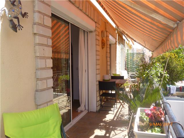 Location Vacances,  Appartement F2  pour 3 personnes à Sanary Centre Réf: SFN-M0258