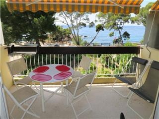 Location Vacances,  Appartement F2  pour 4 personnes à Bandol Réf: SFN-365