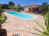 Location Vacances,  Maison pour 9 personnes à Six-Fours Le Brusc