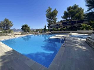Location Vacances,  Appartement T4  pour 5 personnes à Saint Mandrier Village