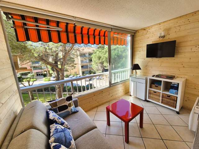 Location Vacances,  Studio pour 3 personnes à Saint Mandrier Pin Rolland Réf: SFN-265