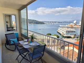 Location Vacances,  Appartement F2  pour 4 personnes à Saint Mandrier Village Réf: SFN-299