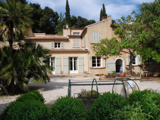 Location Vacances,  Maison pour 8 personnes à Sanary Réf: SFN-270